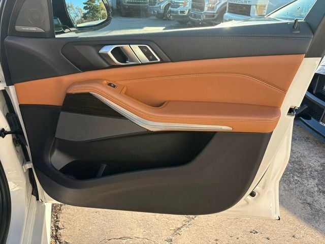 2023 BMW X5 MSRP$74295/M-Sport Pkg/Premium Pkg/Heads Up Display/PanoRoof/NAV - 22944802 - 31