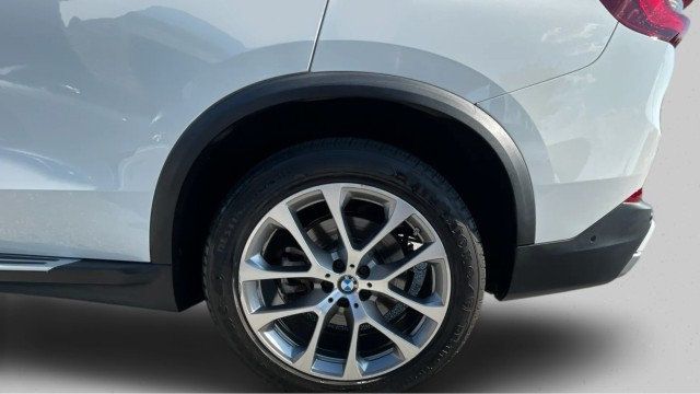 2023 BMW X5 sDrive40i Sports Activity Vehicle - 23084437 - 19