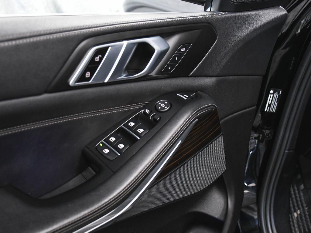 BMW X5 photo 10