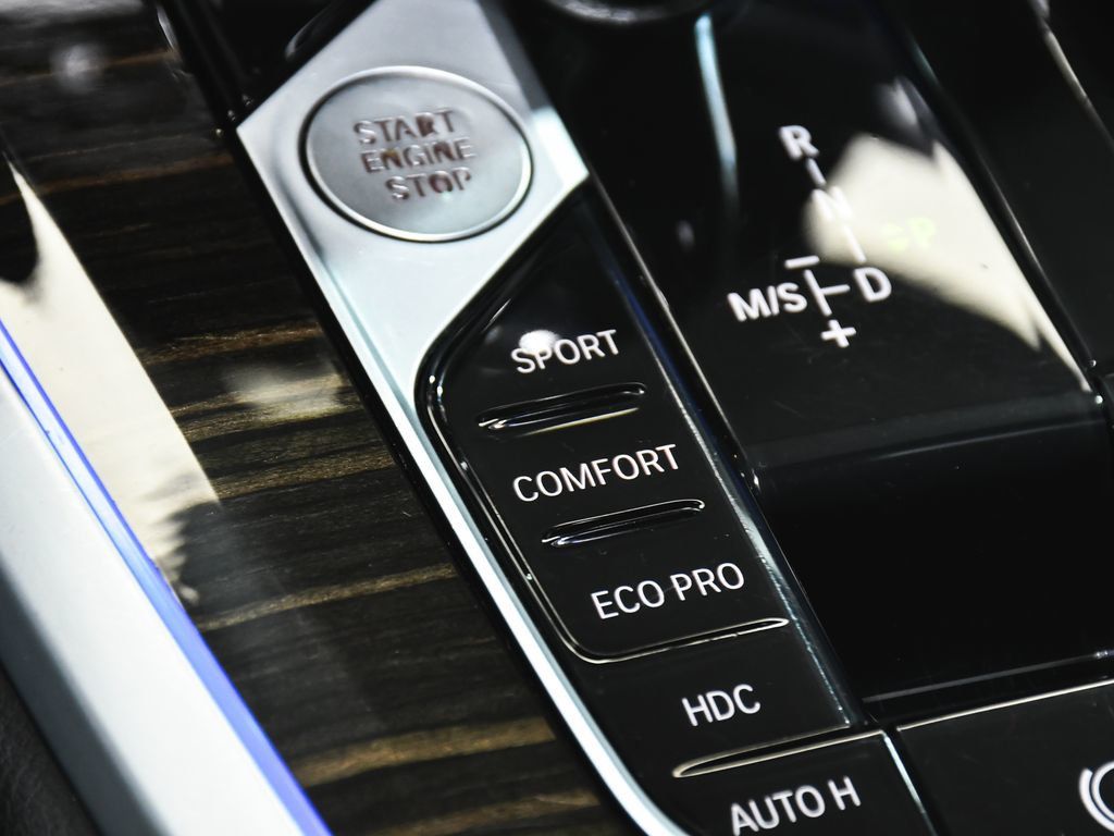 BMW X5 photo 32