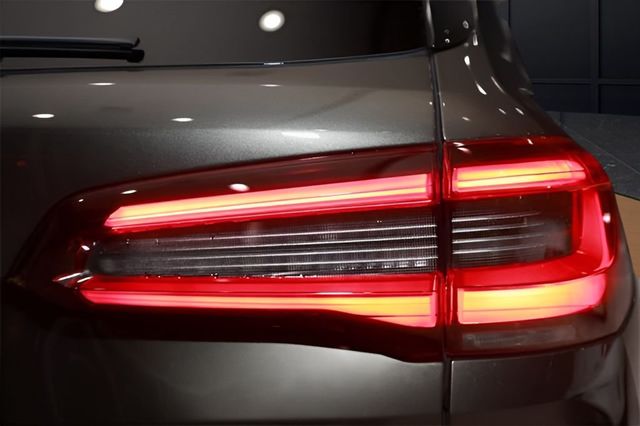 2023 BMW X5 xDrive40i Sports Activity Vehicle - 22980257 - 31