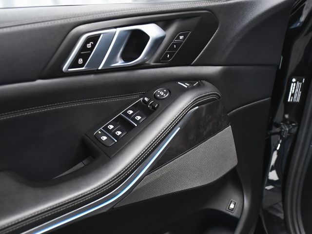 2023 BMW X5 xDrive45e - 22936008 - 9