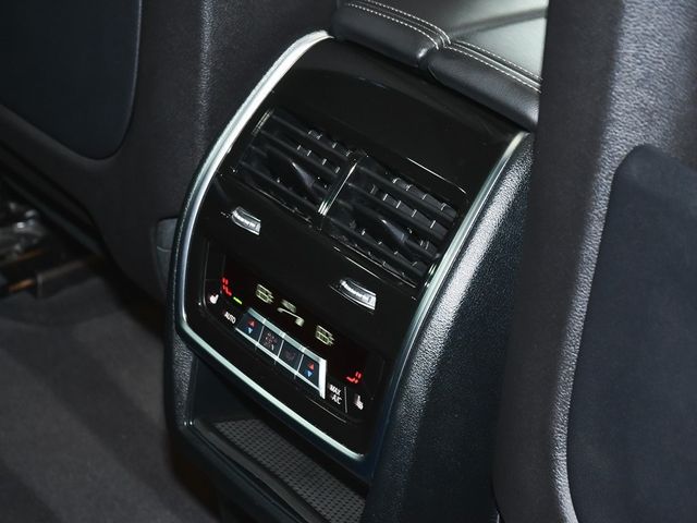 2023 BMW X5 xDrive45e - 22936008 - 62