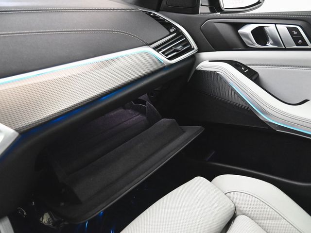 2023 BMW X5 xDrive45e - 22980521 - 19