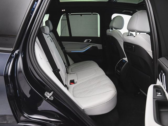 2023 BMW X5 xDrive45e - 22980521 - 32