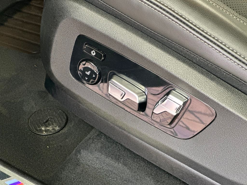 2023 Bmw X5 xDrive45e photo 22