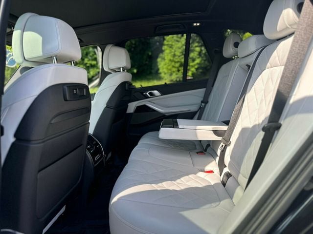 2023 BMW X5 xDrive45e Plug-In Hybrid - 22911753 - 25