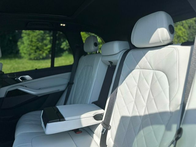 2023 BMW X5 xDrive45e Plug-In Hybrid - 22911753 - 26