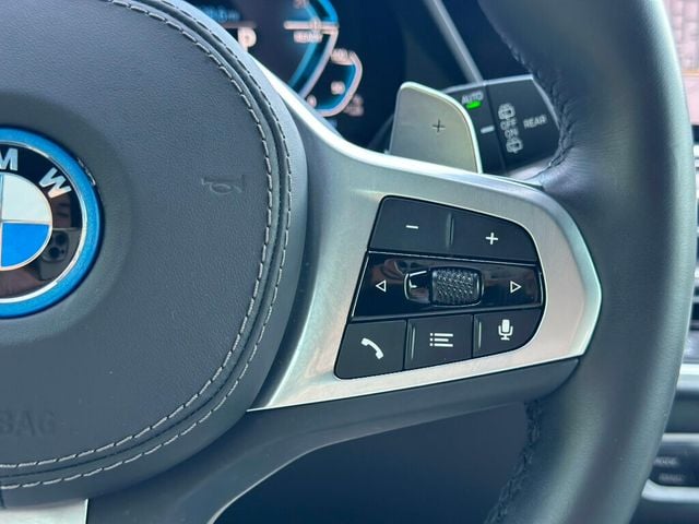 2023 BMW X5 xDrive45e Plug-In Hybrid - 22911753 - 42