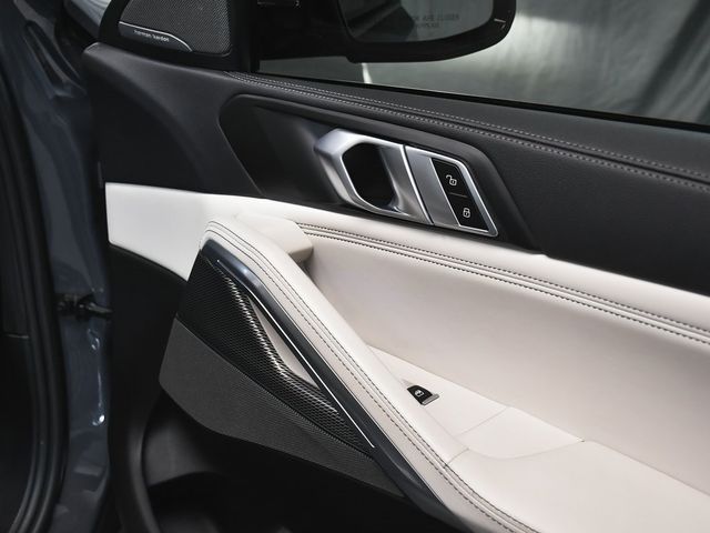 2023 BMW X6 M50i - 22938315 - 16