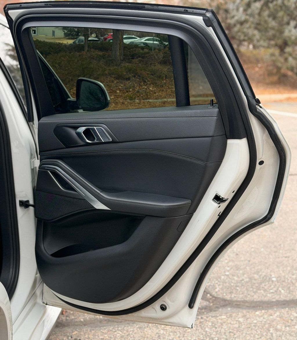 2023 BMW X6 M Sport xDrive40i Sports Activity - 22994792 - 27