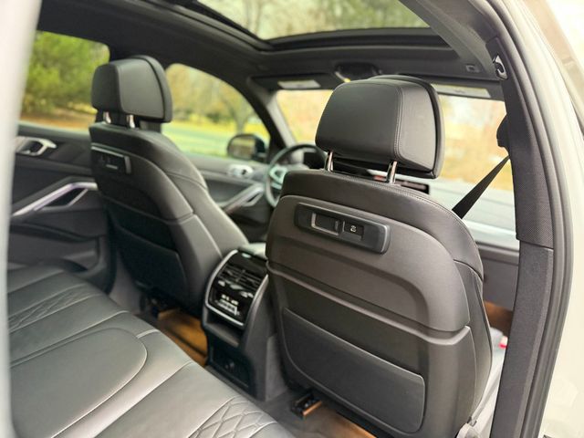 2023 BMW X6 M Sport xDrive40i Sports Activity - 22994792 - 31