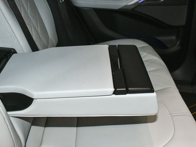 2023 BMW X6 xDrive40i - 23010512 - 58
