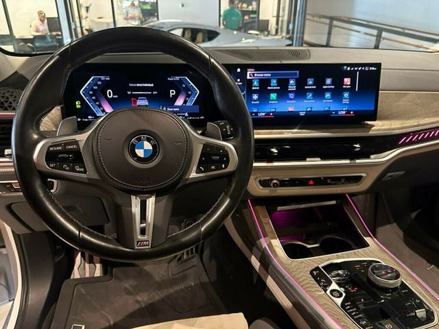 2023 BMW X7 M60/ExecutivePkg/DriveAssistProPkg/ClimateComfortPkg/Htd&CldSts - 23033197 - 11