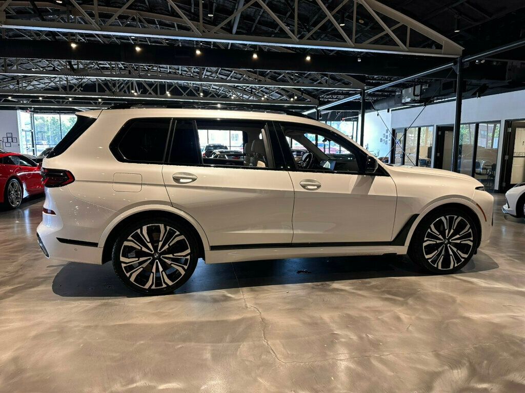 2023 BMW X7 M60/ExecutivePkg/DriveAssistProPkg/ClimateComfortPkg/Htd&CldSts - 23033197 - 5