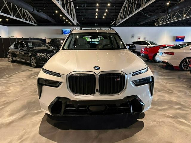 2023 BMW X7 M60/ExecutivePkg/DriveAssistProPkg/ClimateComfortPkg/Htd&CldSts - 23033197 - 7