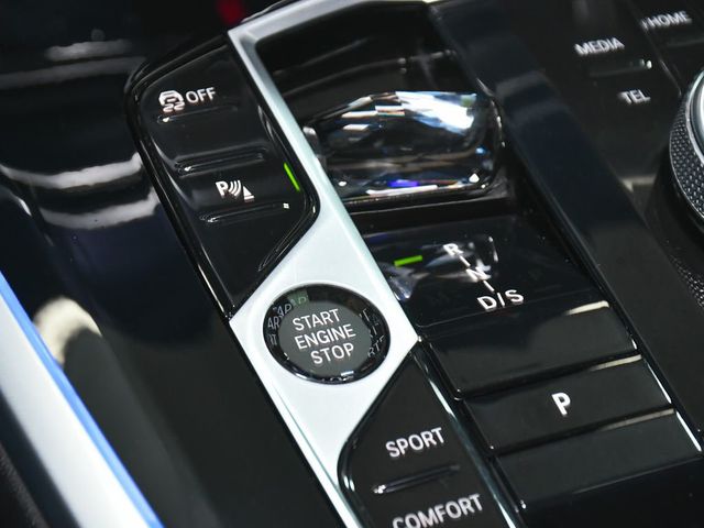 2023 BMW X7 M60i - 23063412 - 36