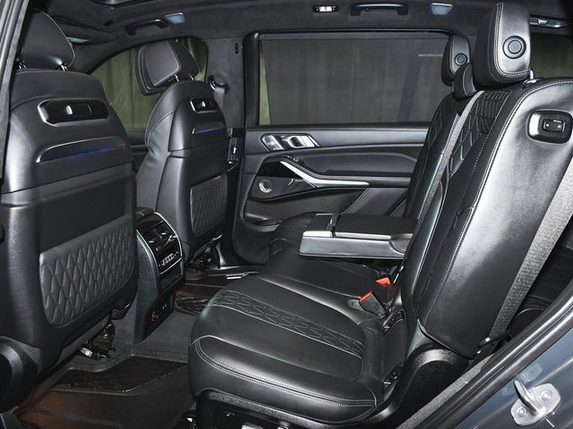 2023 BMW X7 M60i - 23063412 - 61