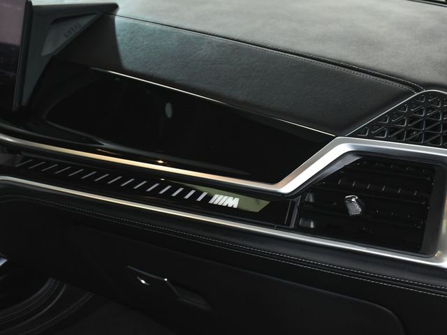2023 BMW X7 M60i - 23063412 - 79