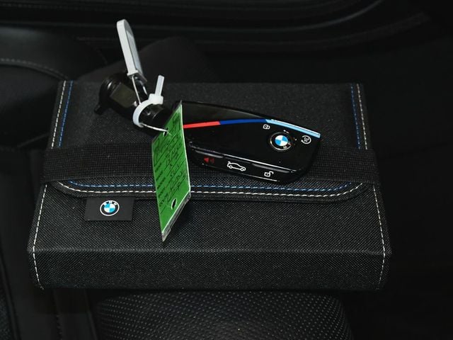 2023 BMW X7 M60i - 23063412 - 82