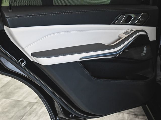 2023 BMW X7 M60i - 23038982 - 14