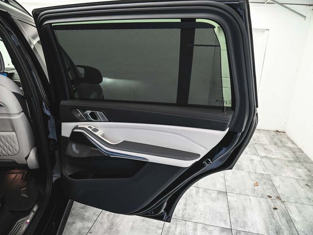 2023 BMW X7 M60i - 23038982 - 15