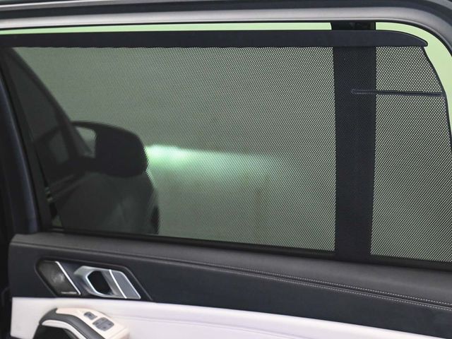 2023 BMW X7 M60i - 23038982 - 16