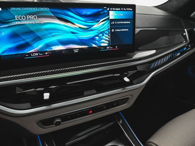 2023 BMW X7 M60i - 23038982 - 29