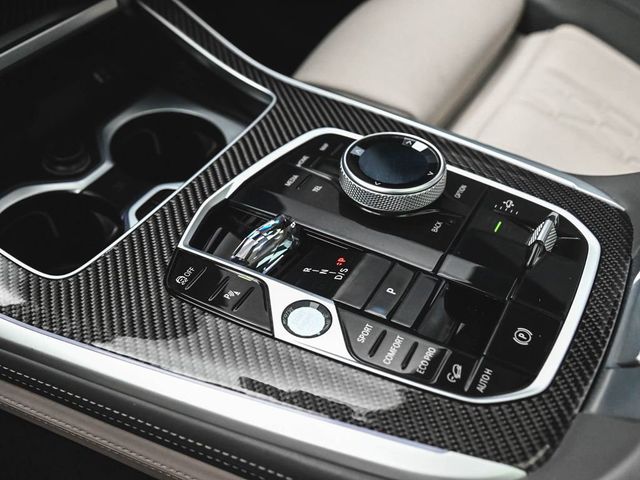 2023 BMW X7 M60i - 23038982 - 35