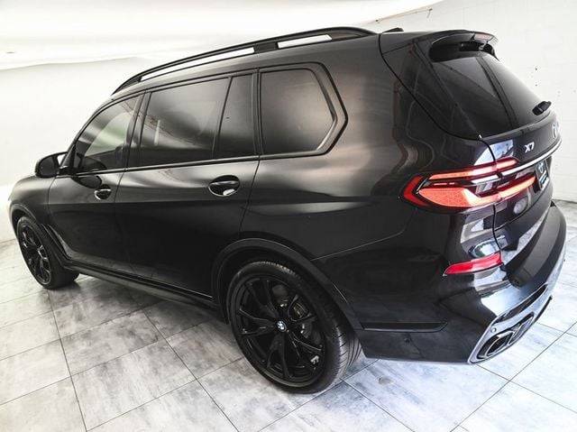 2023 BMW X7 M60i - 23038982 - 3