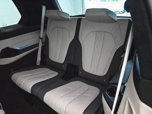 2023 BMW X7 M60i - 23038982 - 39