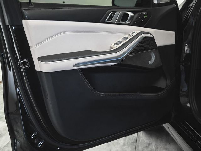 2023 BMW X7 M60i - 23038982 - 7