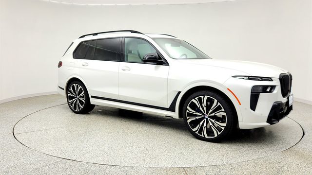 2023 BMW X7 M60i SAV w/ B&W Diamond SS, Full Merino Leather & Executive Pkg - 23035611 - 2