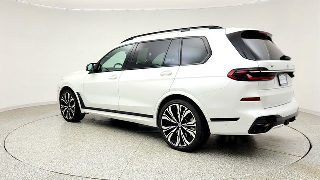 2023 BMW X7 M60i SAV w/ B&W Diamond SS, Full Merino Leather & Executive Pkg - 23035611 - 6