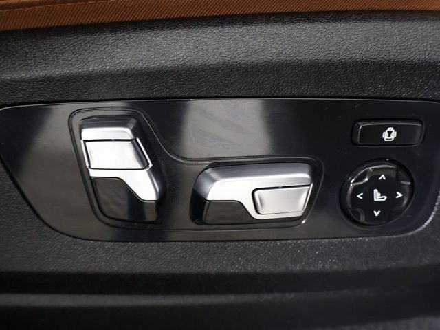 2023 BMW X7 M60i Sports Activity Vehicle - 23001397 - 41