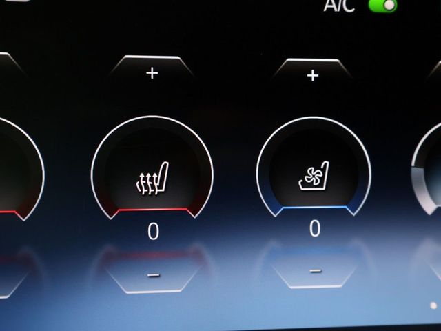 2023 BMW X7 M60i Sports Activity Vehicle - 23001397 - 65