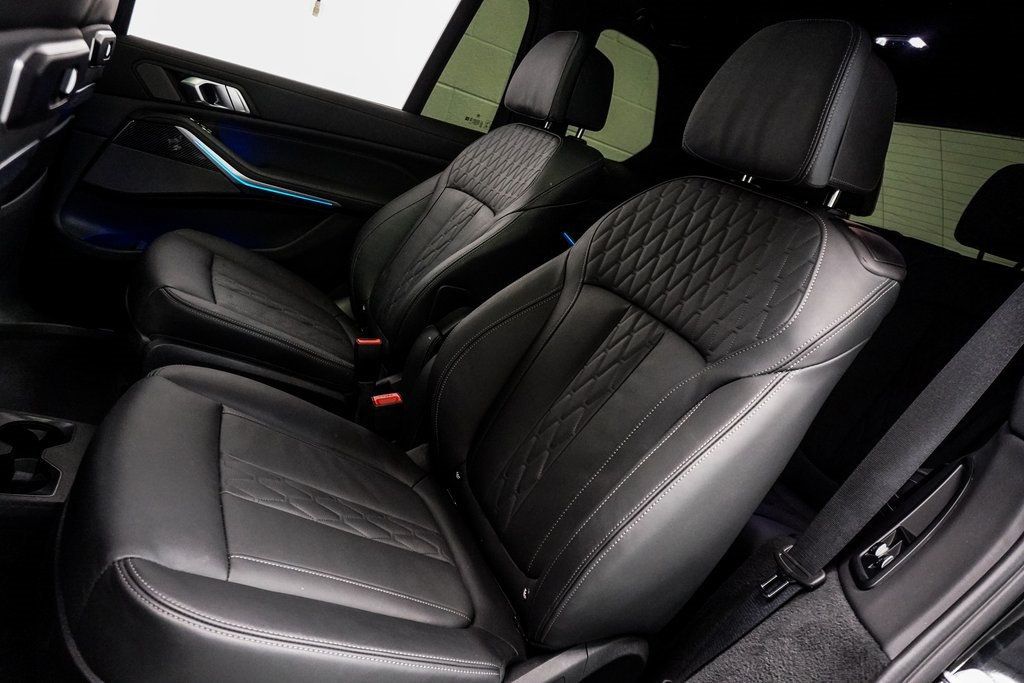 2023 Bmw X7 M60i photo 18