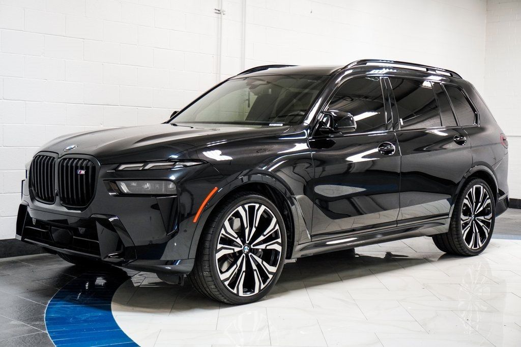 2023 Bmw X7 M60i photo 2