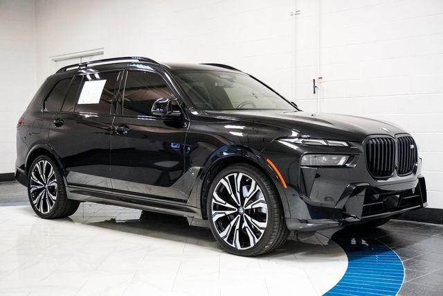 2023 Bmw X7 M60i photo 2