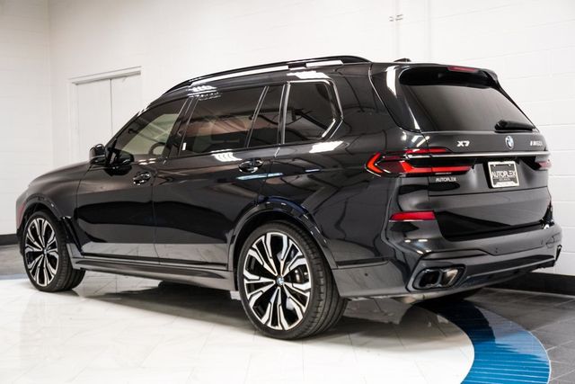 2023 Bmw X7 M60i photo 4