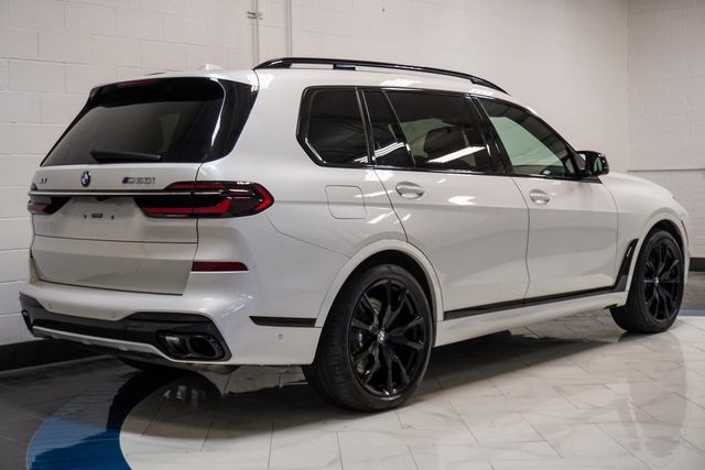 2023 BMW X7 M60i Sports Activity Vehicle - 22925766 - 39