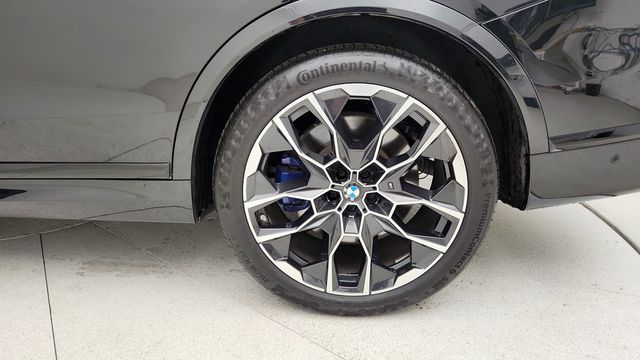2023 BMW X7 M60i Sports Activity Vehicle - 22944266 - 8