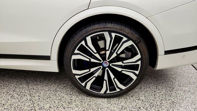 2023 BMW X7 M60i Sports Activity Vehicle - 23035611 - 8