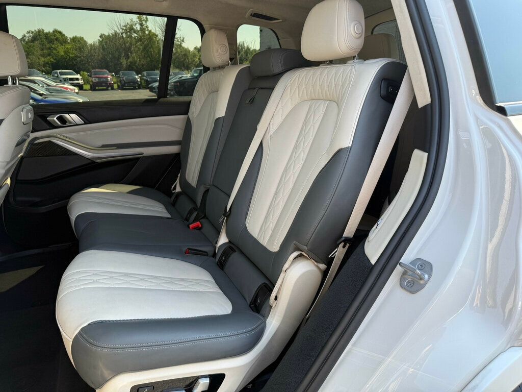 2023 BMW X7 M60i Sports Activity Vehicle - 23049271 - 18