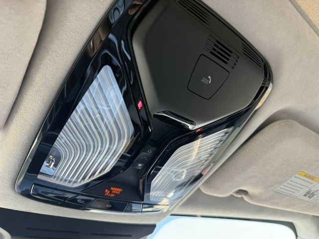 2023 BMW X7 M60i Sports Activity Vehicle - 23049271 - 35