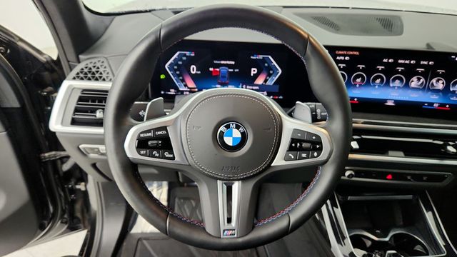 2023 BMW X7 M60i Sports Activity Vehicle with Climate Comfort Package - 22944266 - 13
