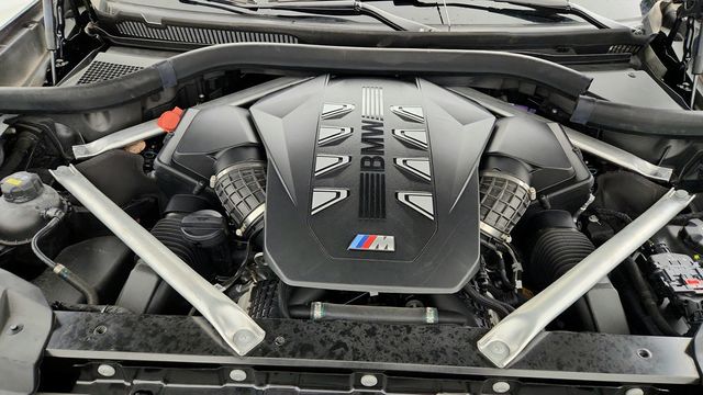 2023 BMW X7 M60i Sports Activity Vehicle with Climate Comfort Package - 22944266 - 28