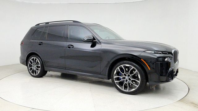 2023 BMW X7 M60i Sports Activity Vehicle with Climate Comfort Package - 22944266 - 2