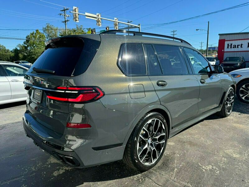 2023 BMW X7 MSRP$119795/M60i/DrivingAssistanceProPkg/M-SportProPkg/NAV - 22571018 - 4