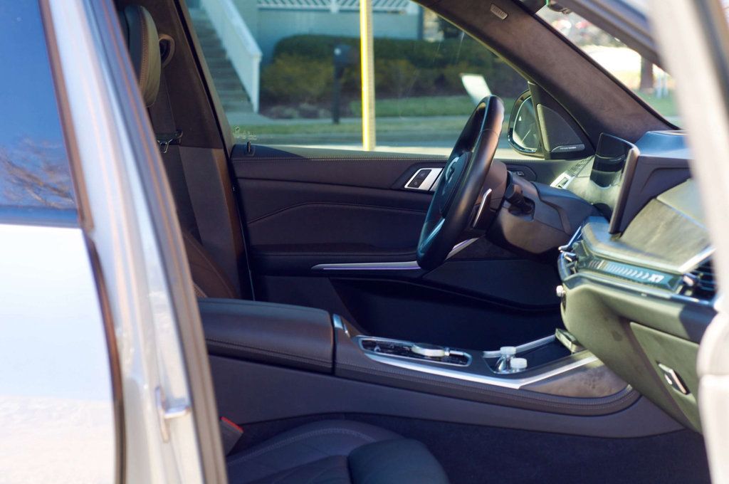 2023 BMW X7 MSRP$86695/PremiumPkg/ClimateComfortPkg/M-SportPkg/NAV - 22970398 - 32